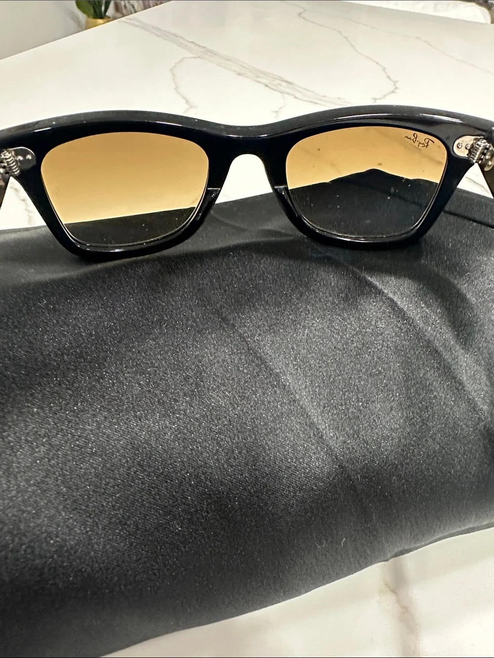 Ray-Ban Two-Tone Red and Black Wayfarer Sunglasses with Gradient Lenses